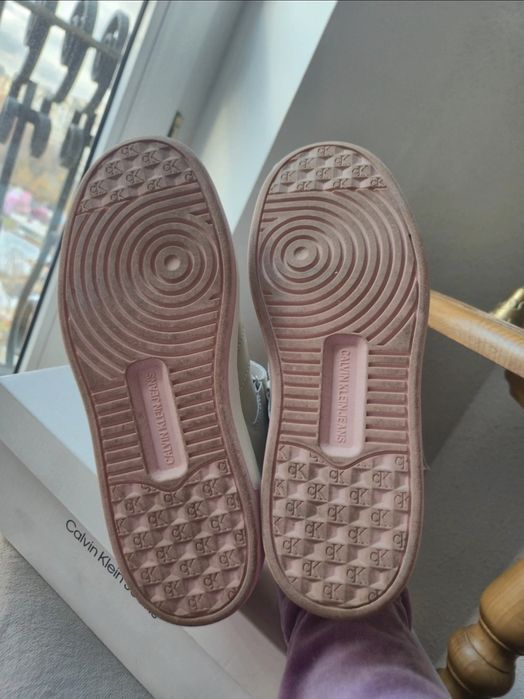 Adidași Calvin Klein 37