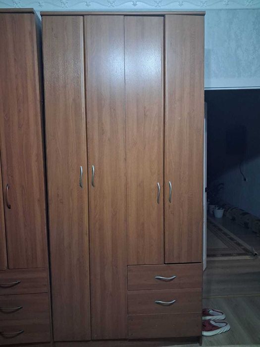 Продам шкаф. Состояние хорошее