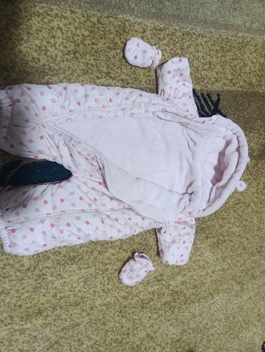 Комбенизон для маленькой девочки от 0 до 6 месяцев