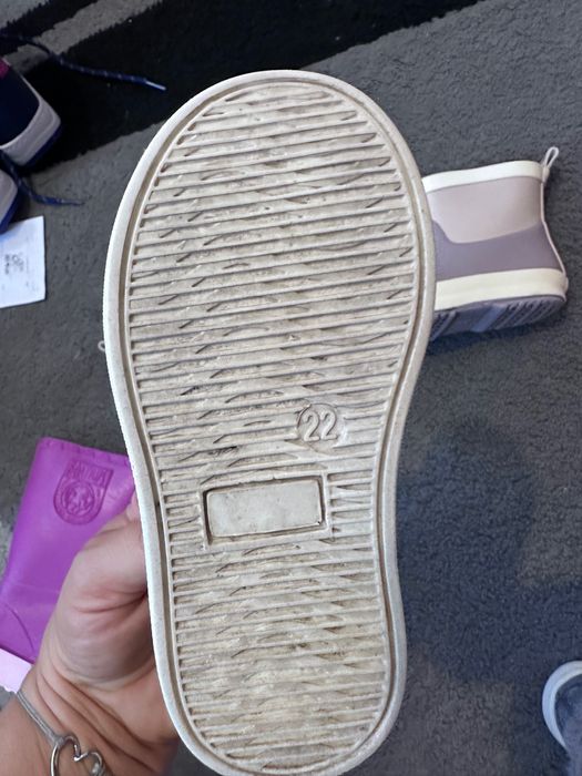 Детски обувки различни номера от 15 до 25 лв