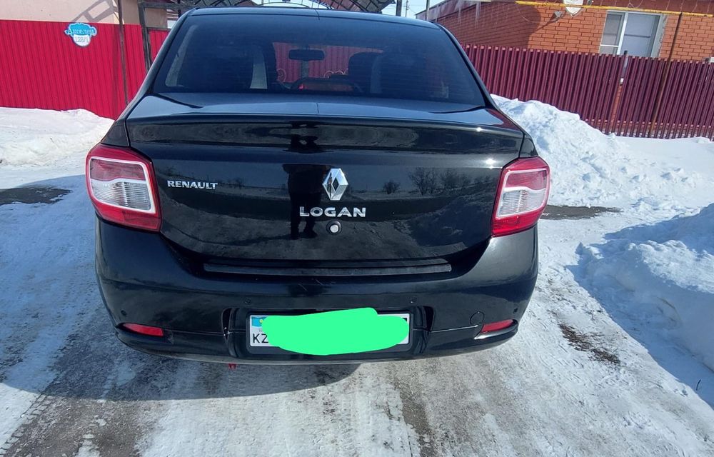 Продам машину Renault Logan Lux