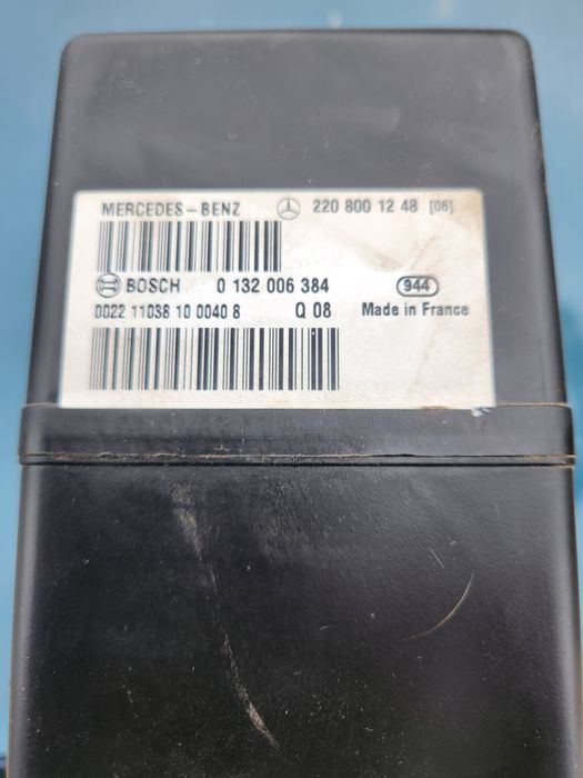 Вакум помпа за мерцедес w220