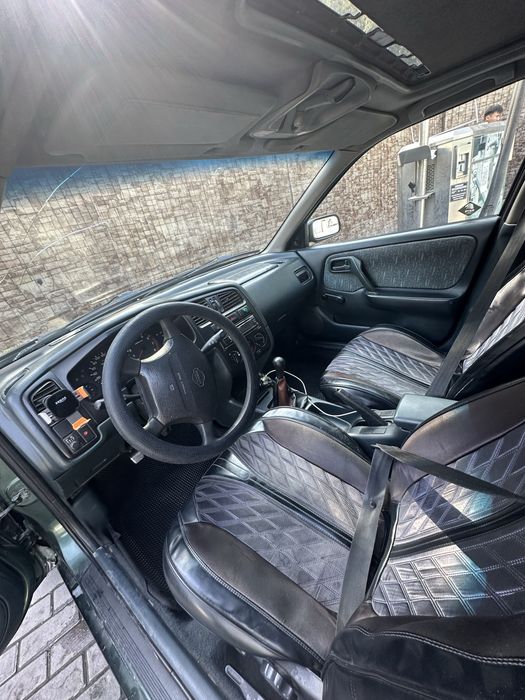 Nissan Primera p11
