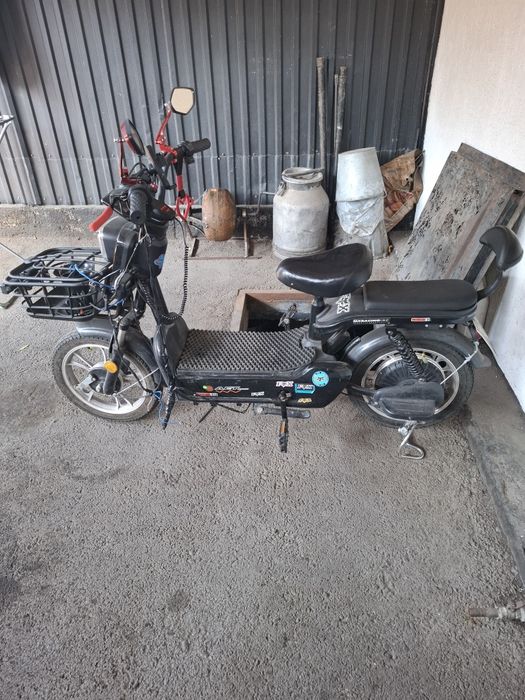 Продам электро скутер