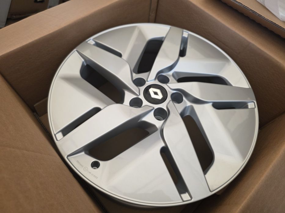 Jante de aliaj pentru Renault pe 19 marca fondmetal