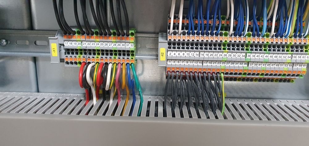 Instalatii electrice si automatizări