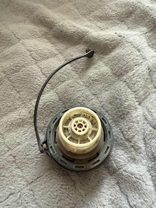 Крышка от бензобака