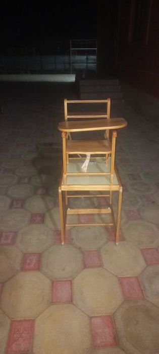 Детский стол. Балаларға арналған орындық.