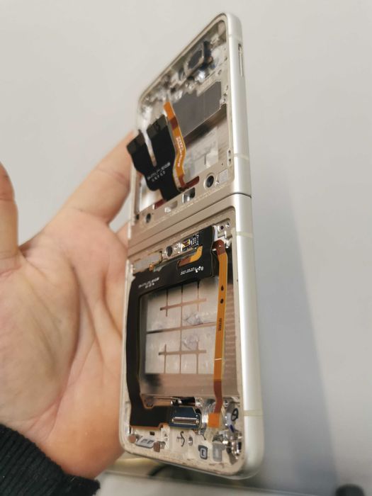Дисплей за Samsung Galaxy Z Flip 3 100лв.