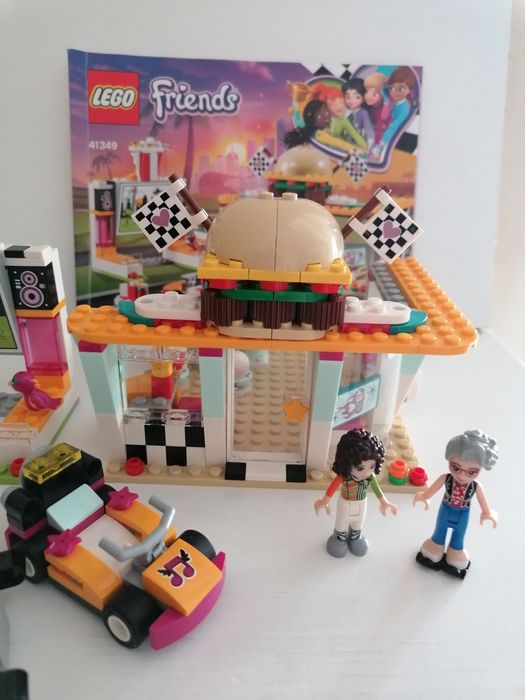 Lego Friends 41349 Дрифт вечеря