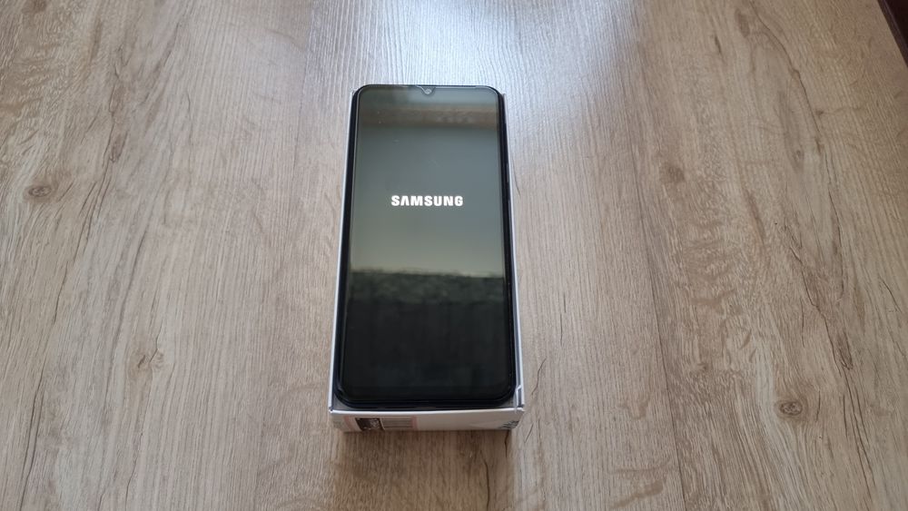 Продам смартфон Samsung M31 128GB