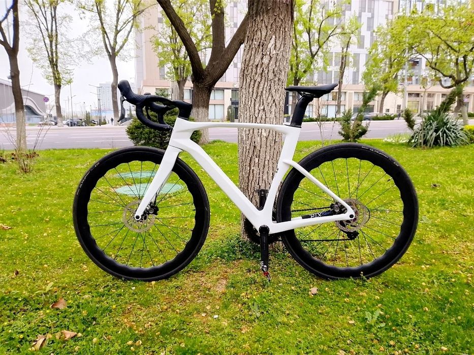 Карбоновый шоссер Twitter cyclone RS-24