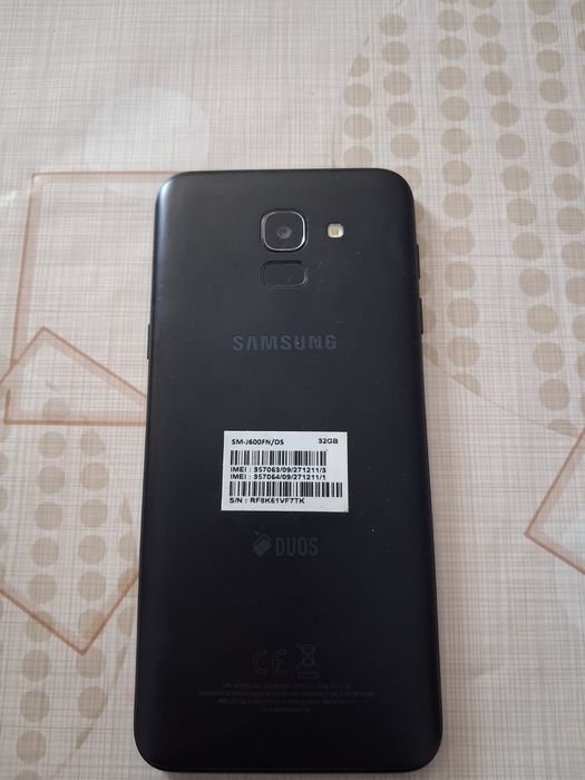 Vând samsung j6 duos