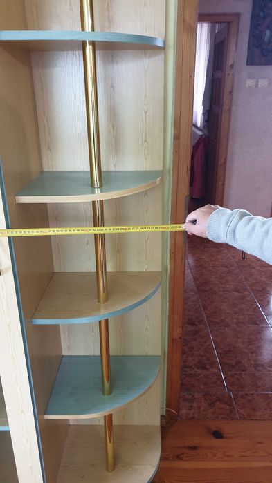 Секция за стая с модерни цветове