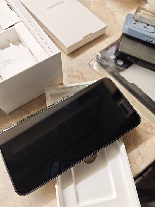 Xiaomi 13 8/256 GB