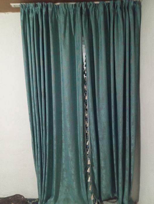 Шторы ПО 5000т каждая