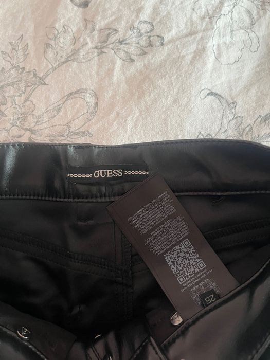 GUESS кожен панталон