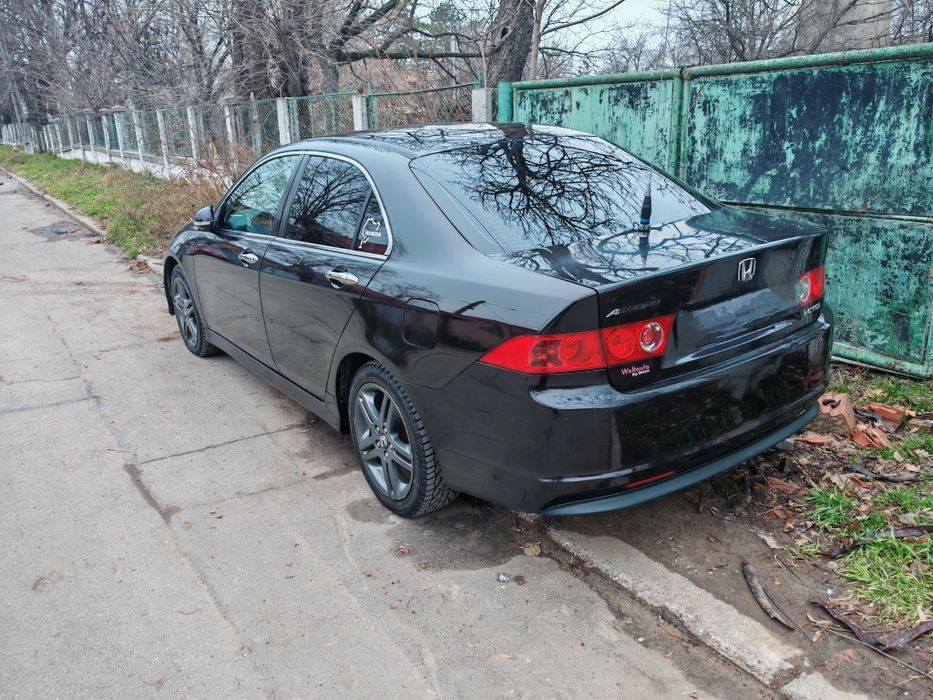 Vând/Schimb cu moto Honda Accord 2008