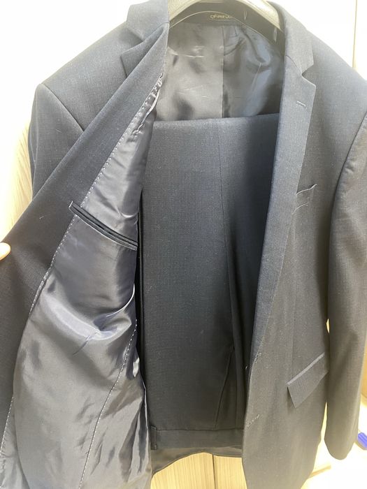 Продам костюм классический