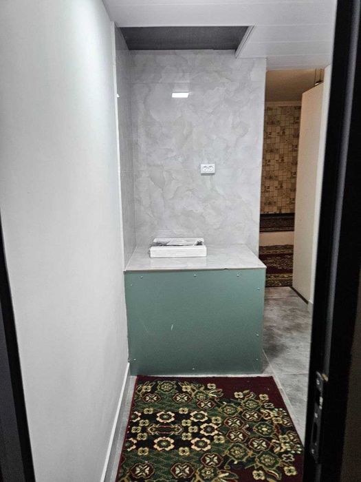 Продаётся квартира в общежитие.