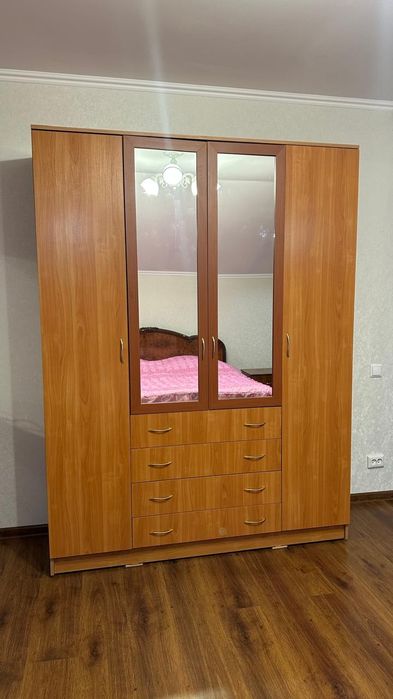 Продам шифонер в хорошем состоянии