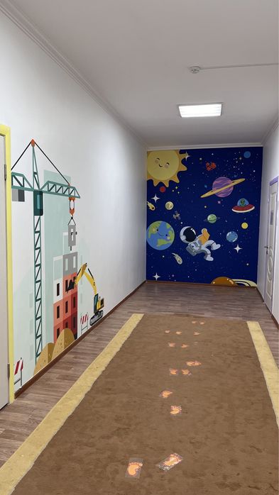 Роспись стен. Художник.