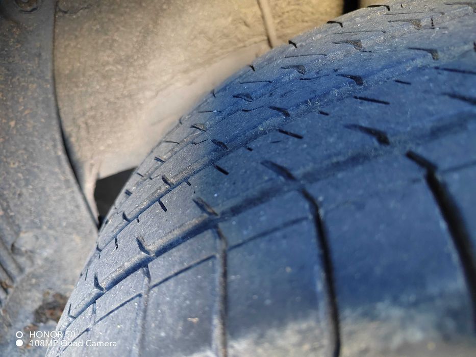 Нови летни гуми със джанти 17 цола