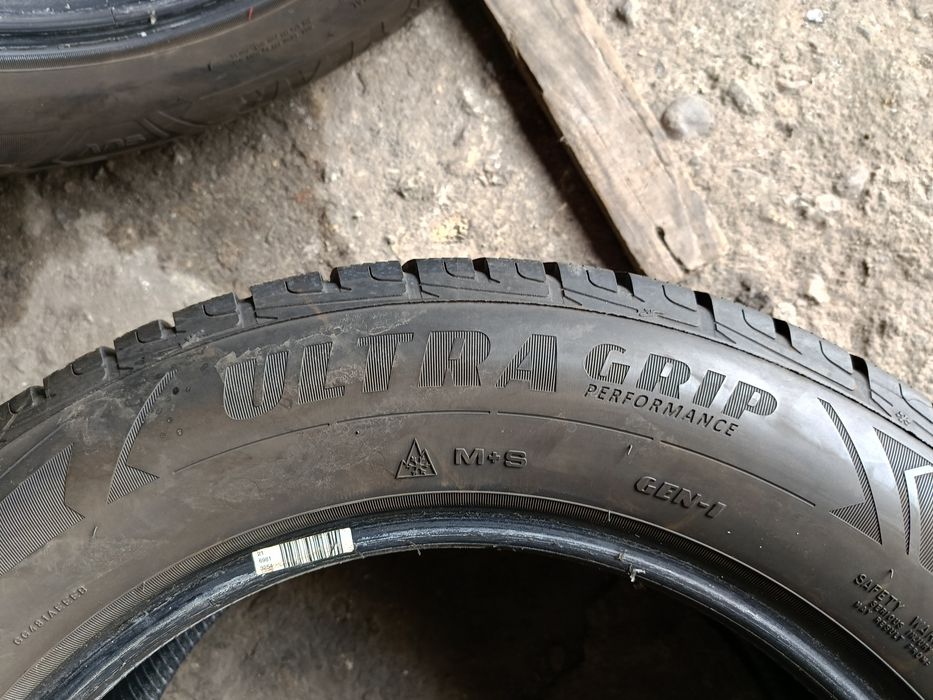 Зимни гуми -17цола -215/65-1бр.-65лв."GOOD YEAR"