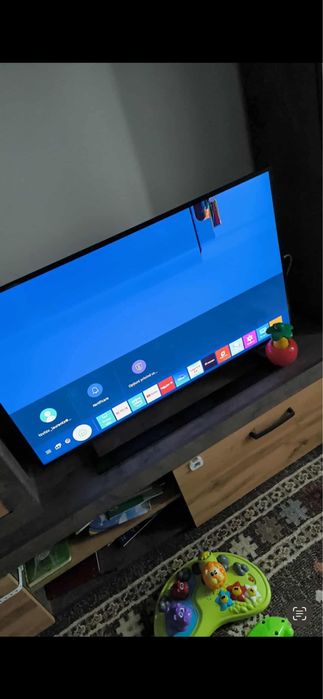 Vand TV Samsung pentru piese