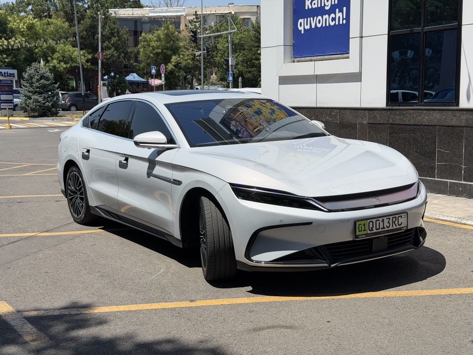 BYD Han 506км 2024г — 33000км, 1 хозяин, зарядки + зимняя резина
