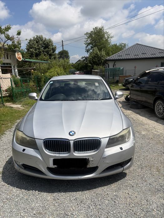 Dezmembrez bmw e90 330D N57