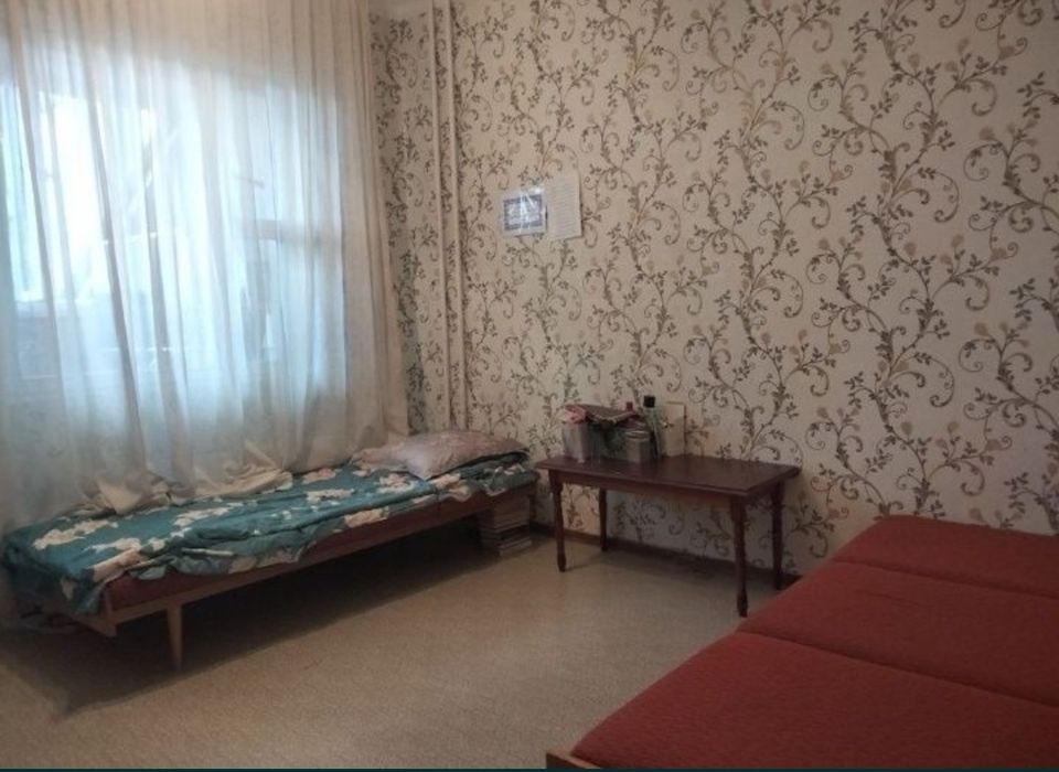 Подселениеге 2 қыз аламыз
