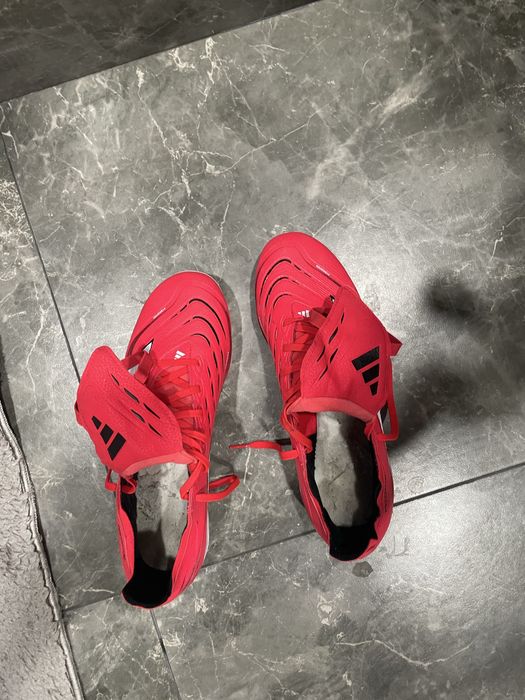 Бутсы футбольные