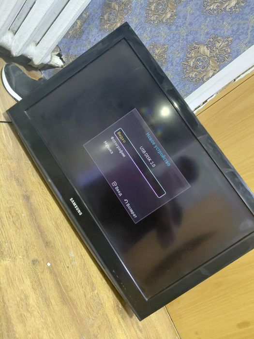 Продам телевизор