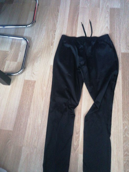 Два броя долнища  Nike и Adidas