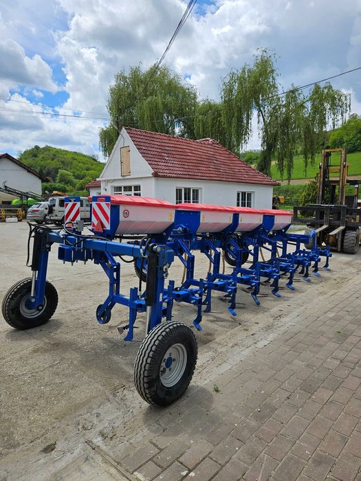 De vanzare prasitoare Mecanica Ceahlau CFM9