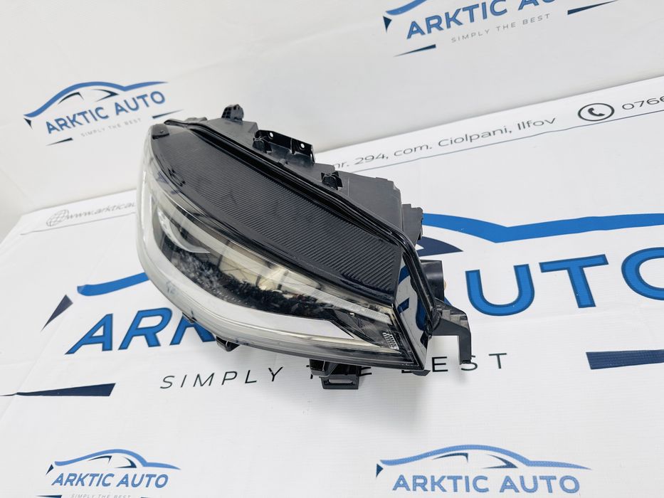 Far dreapta Full Led VW ID 4 cod 11B941036D