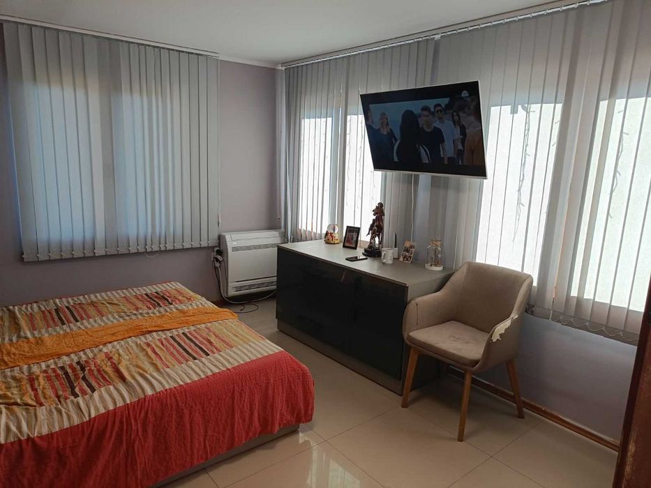 Дава се под наем Къща в Казанлък - 100 кв.м за 459 € - Снимка #1