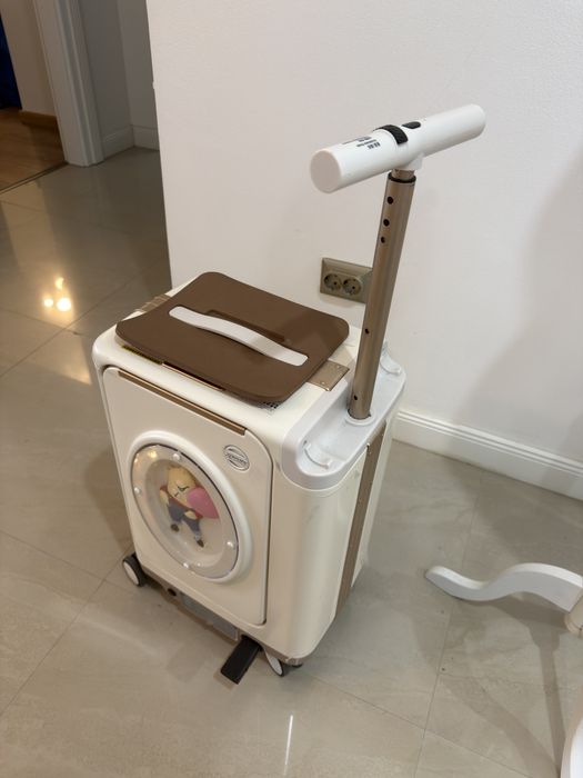 Bagaj electric inteligent – autonomie 14 km, încărcare rapidă 1 oră