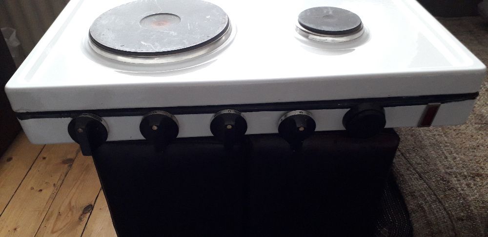 плот с 4 електрически котлона