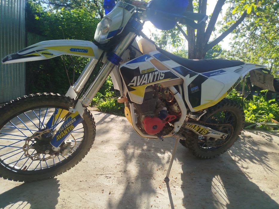 Продам мотоцикл  AVANTIS