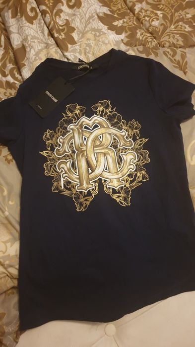 Уригинална тениска с бар код Роберто Кавали