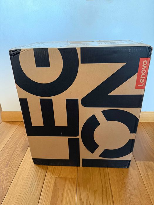 Геймърски компютър Lenovo Legion T5 с RTX 4070 Super