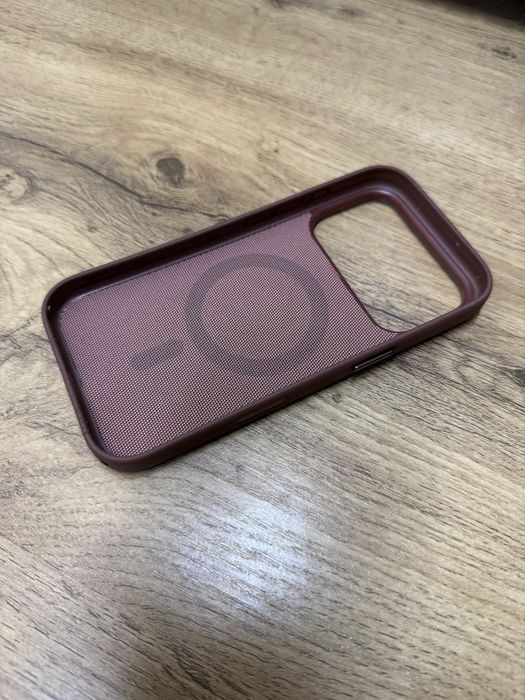 Оригинальный чехол Woven Case 17 pro