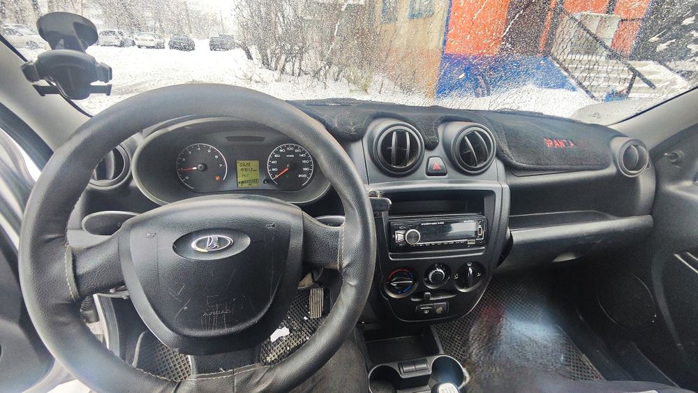 Продам автомобиль Lada Granta 2012 г