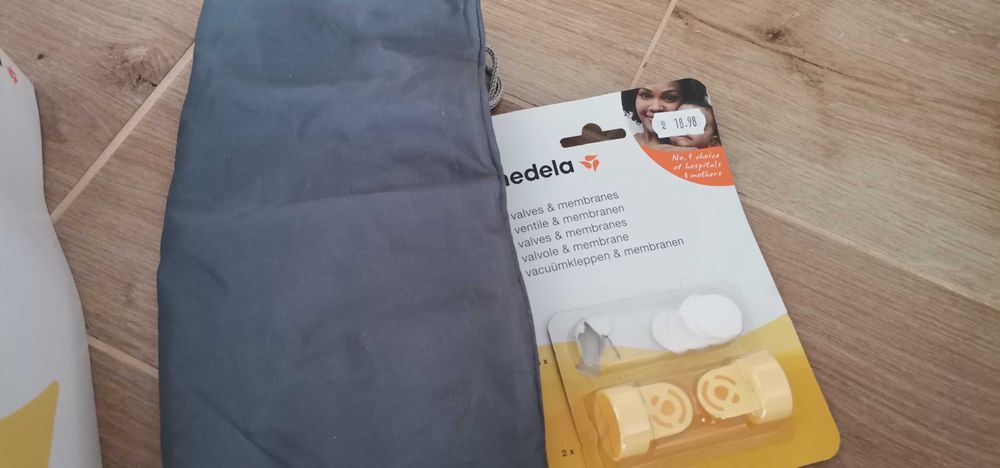Електрическа помпа за кърма Medela Swing + подаръци