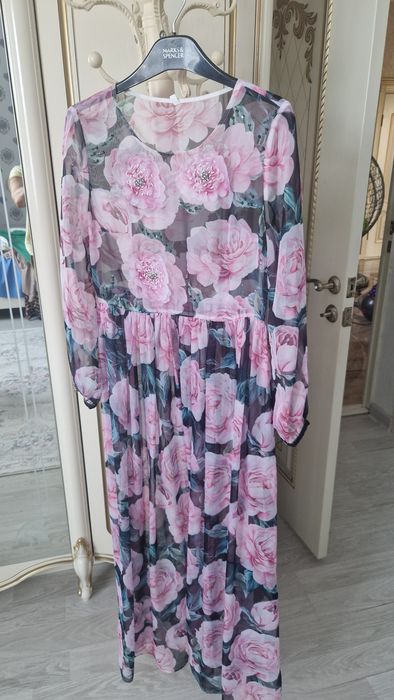 Продам нарядное платье