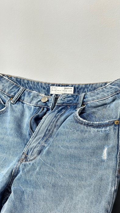 Джинсы stradivarius