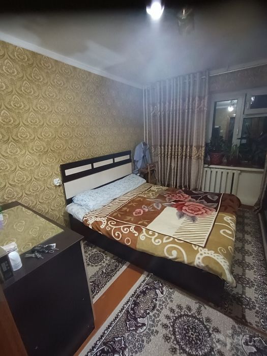 Продается квартира 3х комнатний.