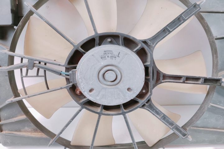 Electroventilator Racire  Denso cu releu 4993003330 / 1680004850 Mazd